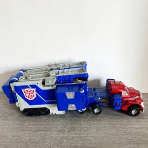 Hasbro Transformers Armada Super Class Optimus Prime With Trailer Vintage EUC